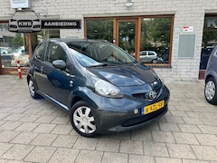 Toyota Aygo - 1.0-12V 3Drs nieuwe apk grijs 2008