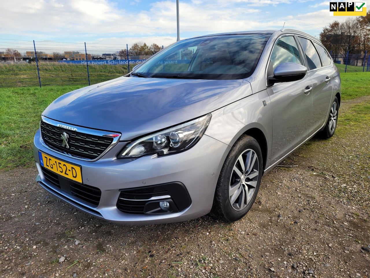 Peugeot 308 SW - 1.2 Tech Edition pano leder 1e eig - AutoWereld.nl