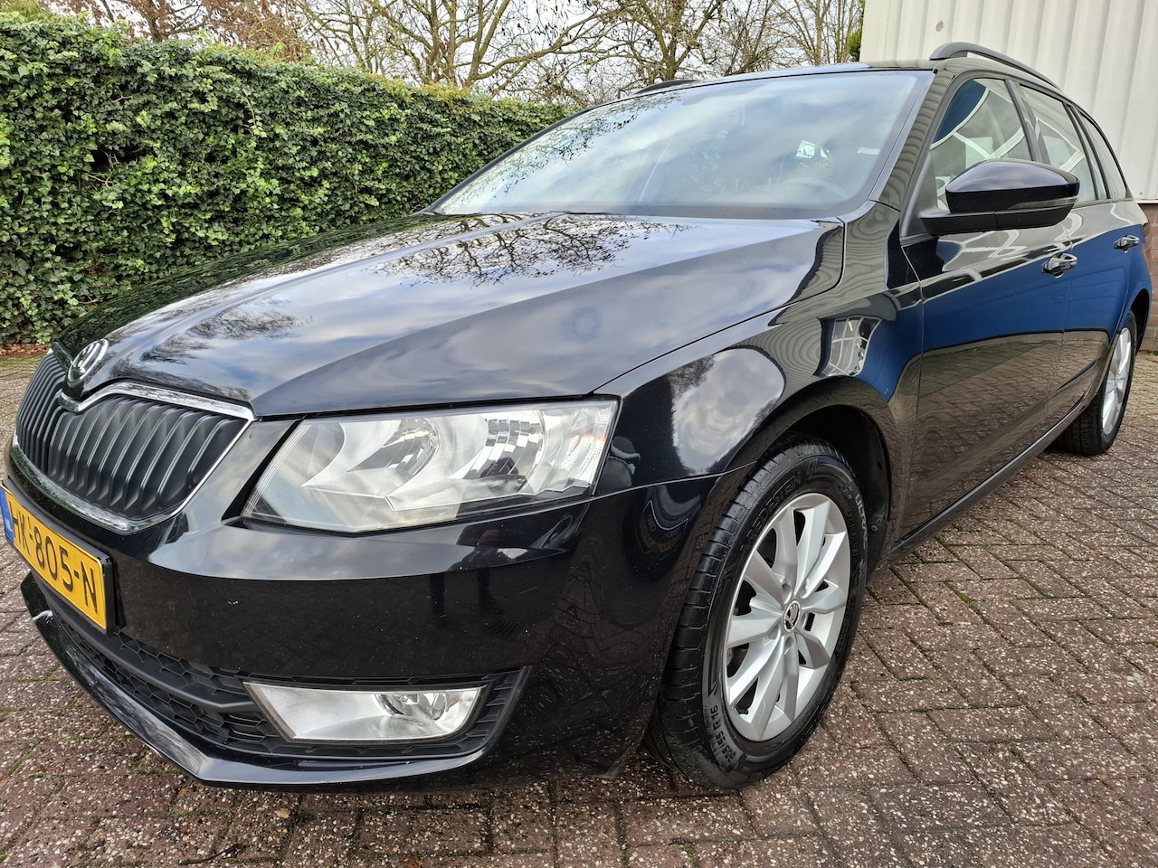 Skoda Octavia Combi - 1.2 TSI Greentech Ambition Businessline CLIMAT/CRUISE/NAVI/PDC.A 110PK - AutoWereld.nl