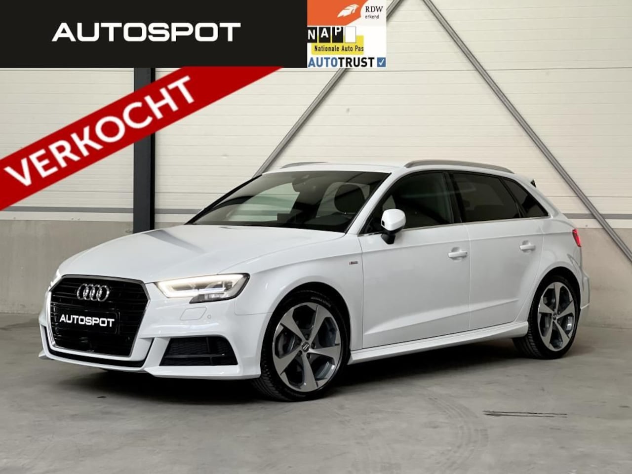 Audi A3 Sportback - 1.5 TFSI S-Line FULL VIRTUAL KEYLESS ACC - AutoWereld.nl