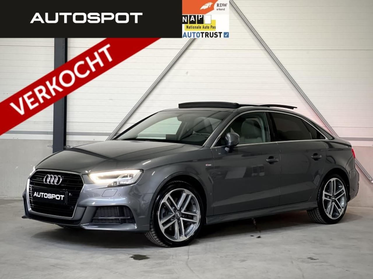 Audi A3 Limousine - 2.0 TFSI Quattro S Line PANO NAVI LEDER - AutoWereld.nl