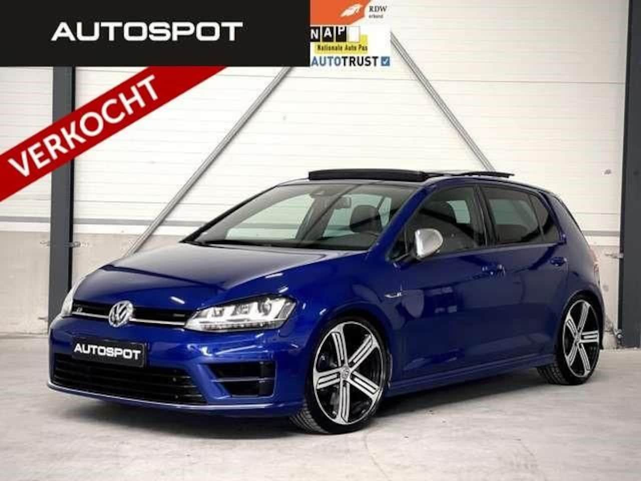 Volkswagen Golf - 2.0 TSI R 4Motion 300PK FULL Option PANO - AutoWereld.nl