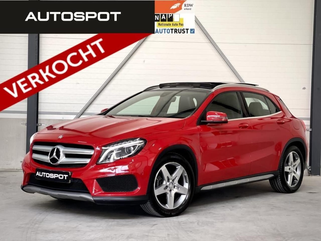 Mercedes-Benz GLA-Klasse - 180 AMG Pakket AUT FACELIFT PANO NAVI LED - AutoWereld.nl