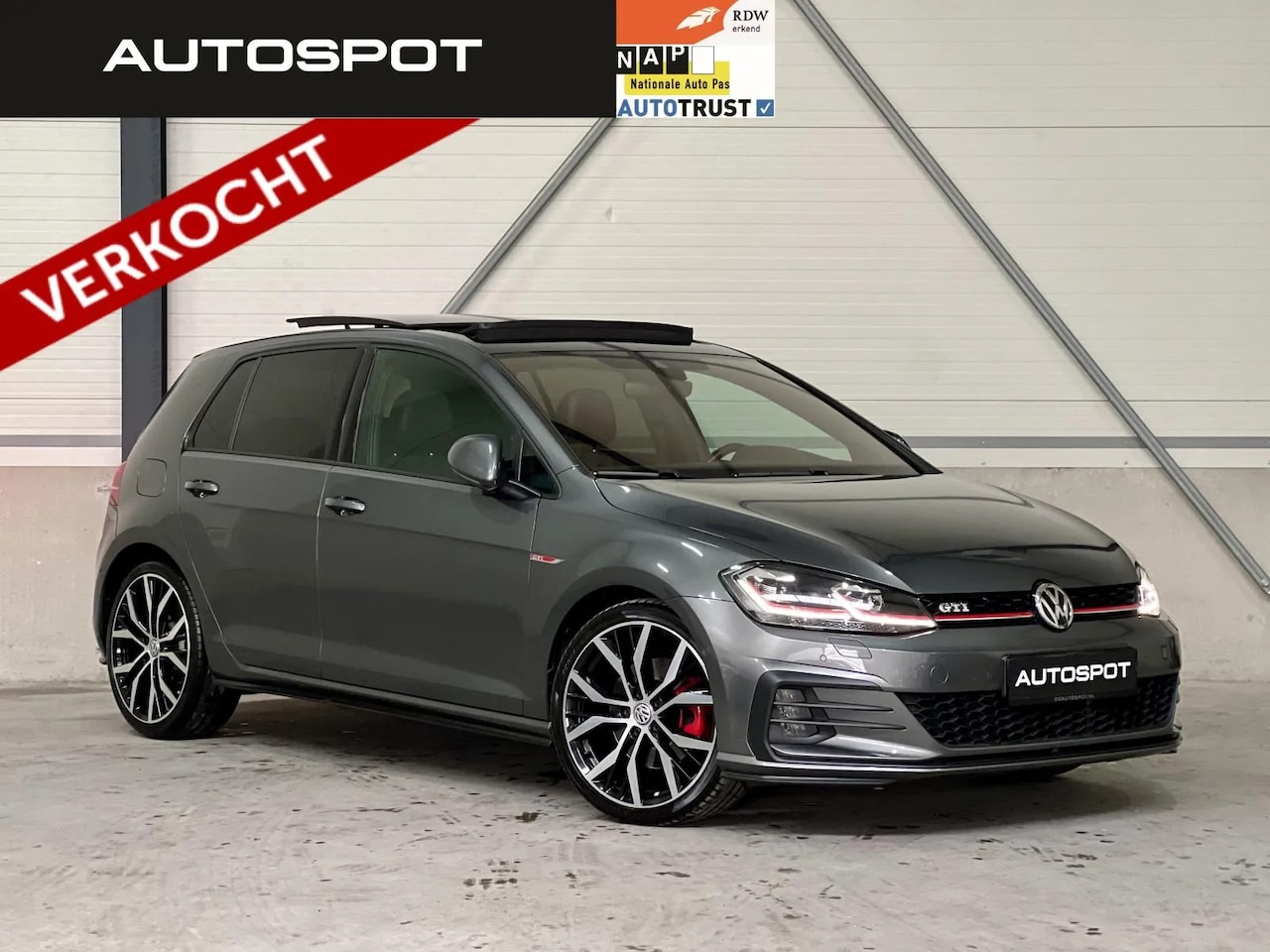 Volkswagen Golf - 2.0 TSI GTI DSG Pano Leder DCC Virtual Dyna ACC - AutoWereld.nl