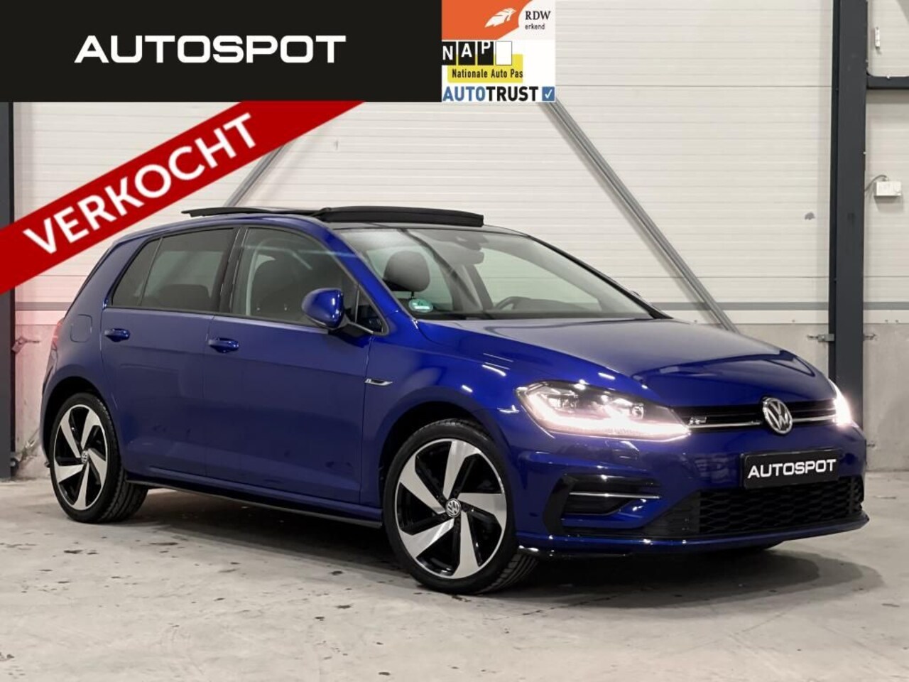 Volkswagen Golf - 1.5 TSI R-Line 150Pk Alle Opties Pano Virtual ACC Navi - AutoWereld.nl