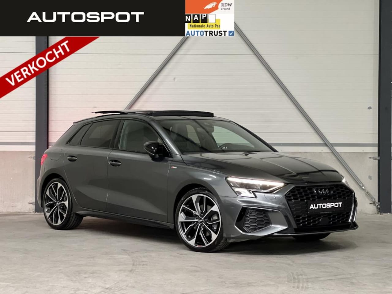 Audi A3 Sportback - 35 TFSI 3x S-Line Black Optik Pano Virtual ACC B&O - AutoWereld.nl