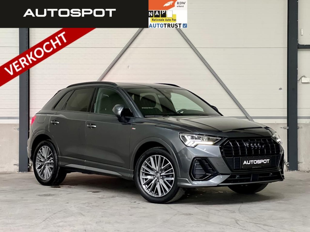 Audi Q3 - 35 TFSI S Line Black Optik Navi Camera Virtual ACC - AutoWereld.nl