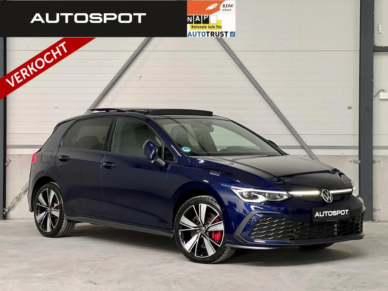 Volkswagen Golf - 1.4 eHybrid GTE 245 Pk Pano HUD ACC Camera - AutoWereld.nl