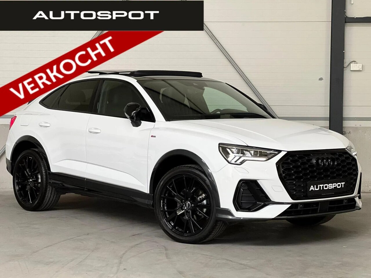 Audi Q3 Sportback - 35 TFSI S-Line Black Optik Pano ACC Trekhaak - AutoWereld.nl