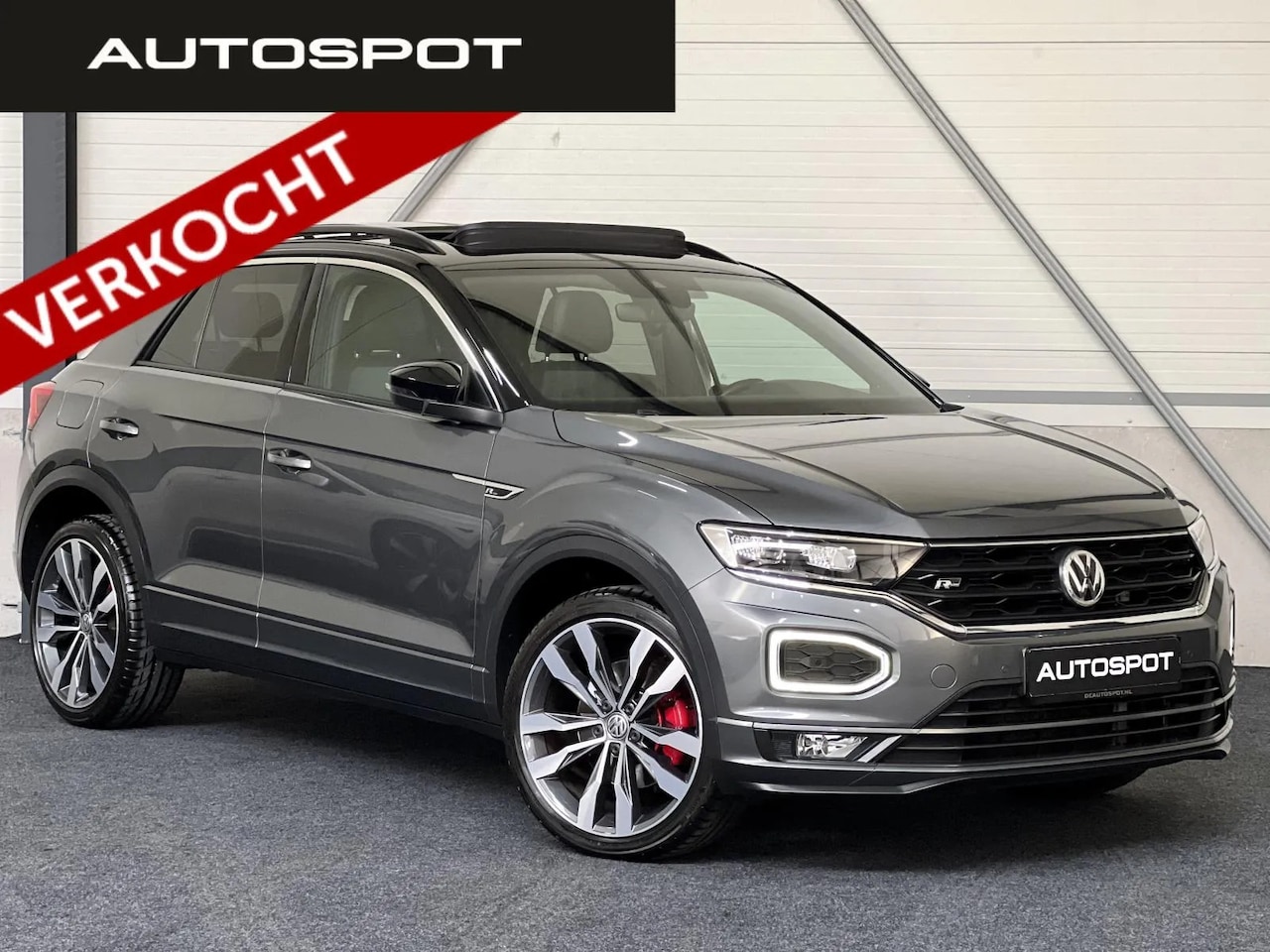 Volkswagen T-Roc - 1.5 TSI R-Line Pano ACC Navi Camera Beats - AutoWereld.nl