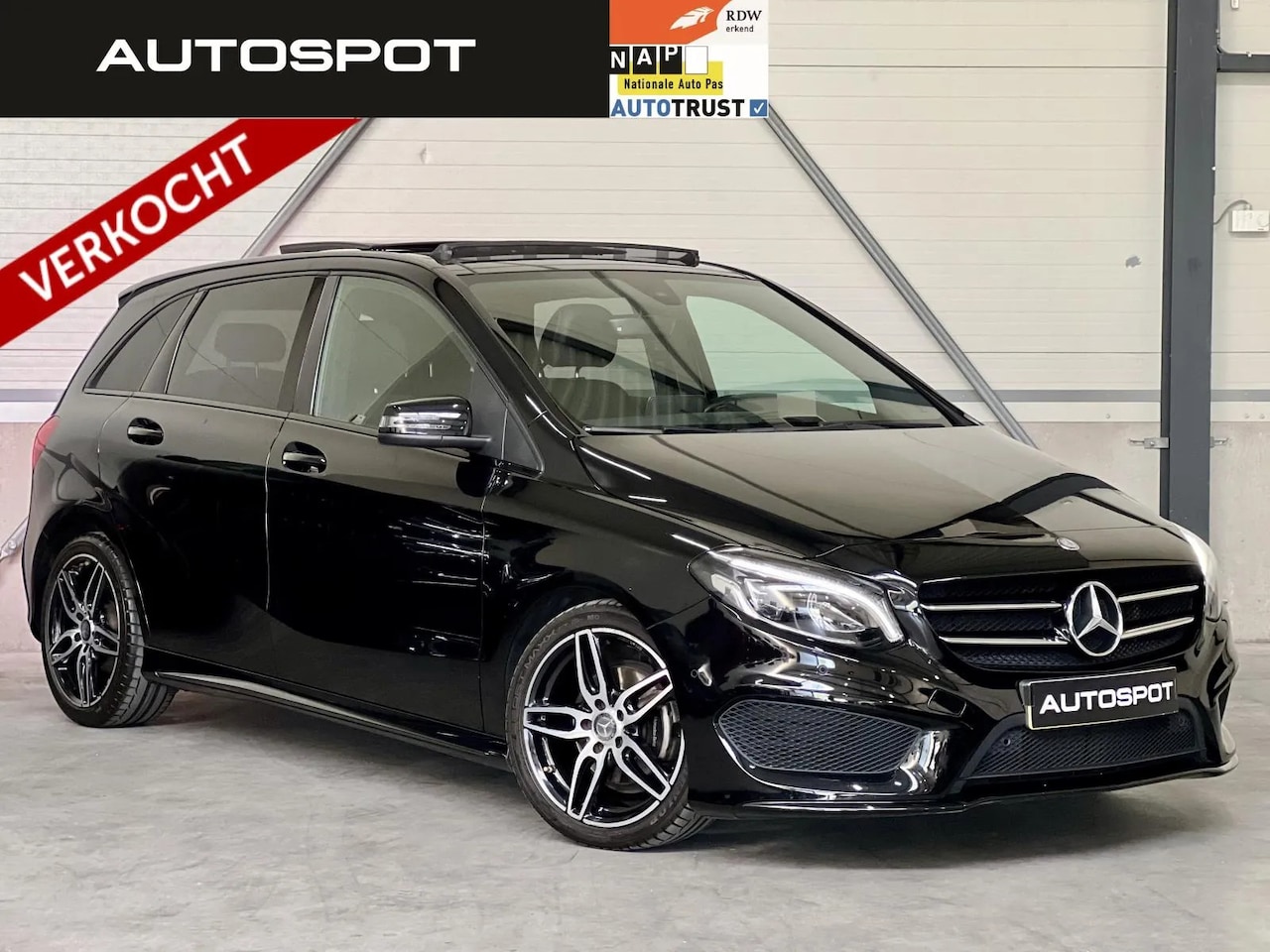 Mercedes-Benz B-klasse - B180 Amg Pakket Night Pakket 1e Eig - AutoWereld.nl