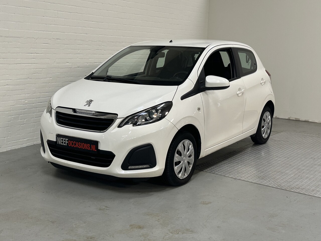 Peugeot 108 - 1.0 e-VTi Première AIRCO / ISOFIX / START-STOPP SYSTEEM - AutoWereld.nl