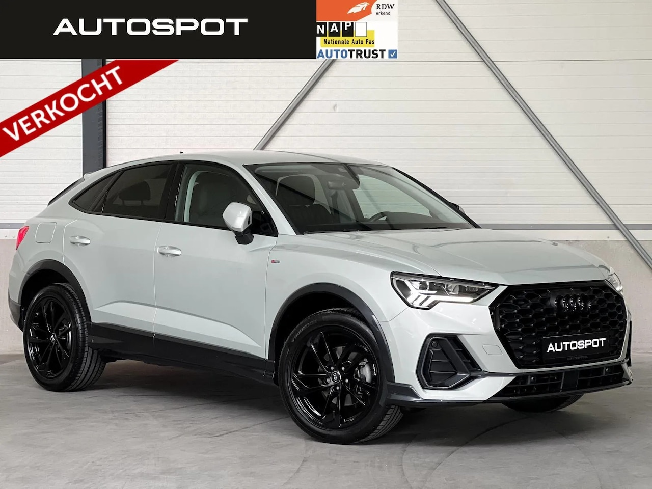 Audi Q3 Sportback - 35 TFSI S Line Black Edit Navi Leder Trekhaak - AutoWereld.nl