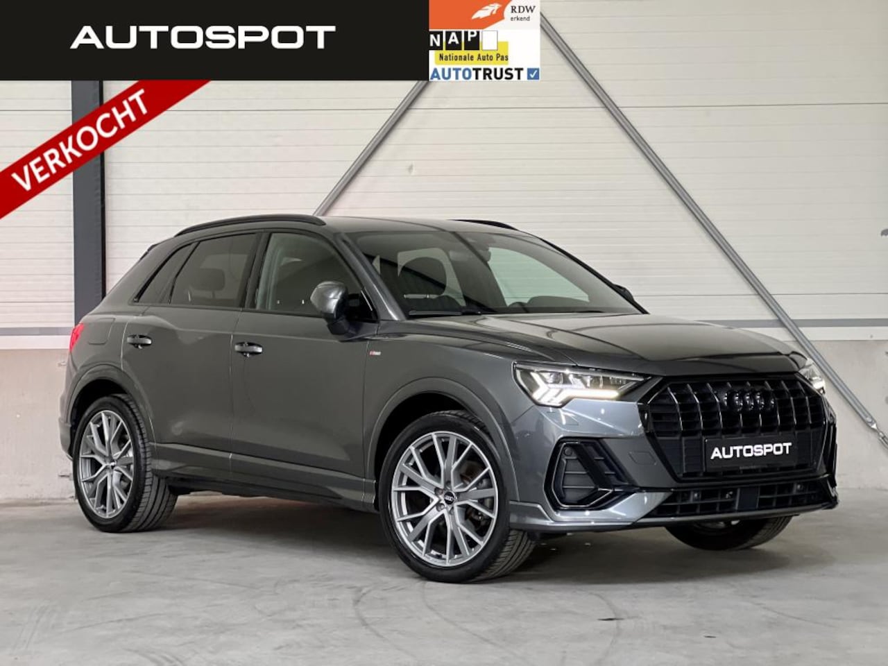 Audi Q3 - 35 TFSI S Line Black Optik Navi Camera B&O Trekhaak - AutoWereld.nl