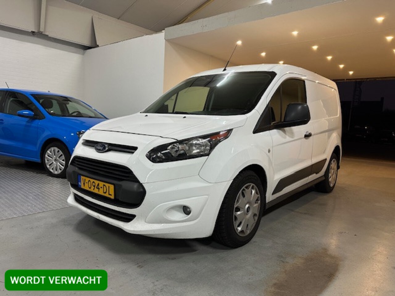 Ford Transit Connect - 1.5 TDCI L1 Trend AIRCO / NAVI / CRUISE / CAMERA - AutoWereld.nl