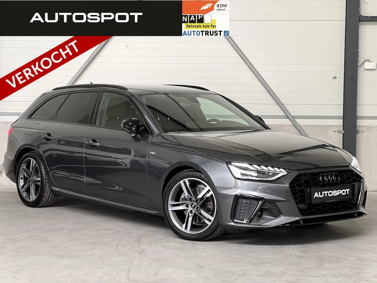 Audi A4 Avant - 35 TFSI S-Line Black Edition Facelift Matrix Navi Leder - AutoWereld.nl