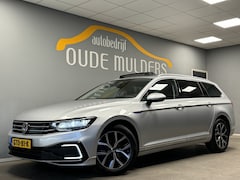 Volkswagen Passat Variant - 1.4 TSI PHEV GTE Panoramadak/Camera/Trekhaak