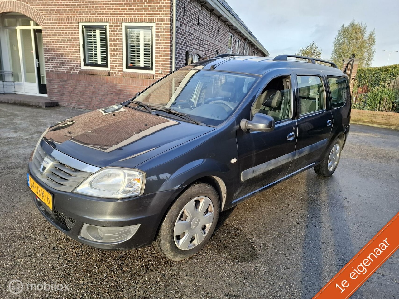 Dacia Logan MCV - 1.6-16V Blackline 7p. Airco 1e Eigenaar - AutoWereld.nl