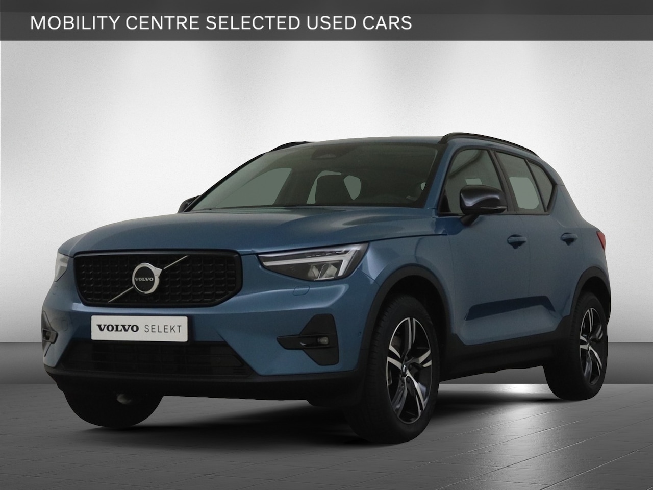 Volvo XC40 - B3 Ultimate Dark - Trekhaak | 360 | Panoramadak | Leder | Memory - AutoWereld.nl