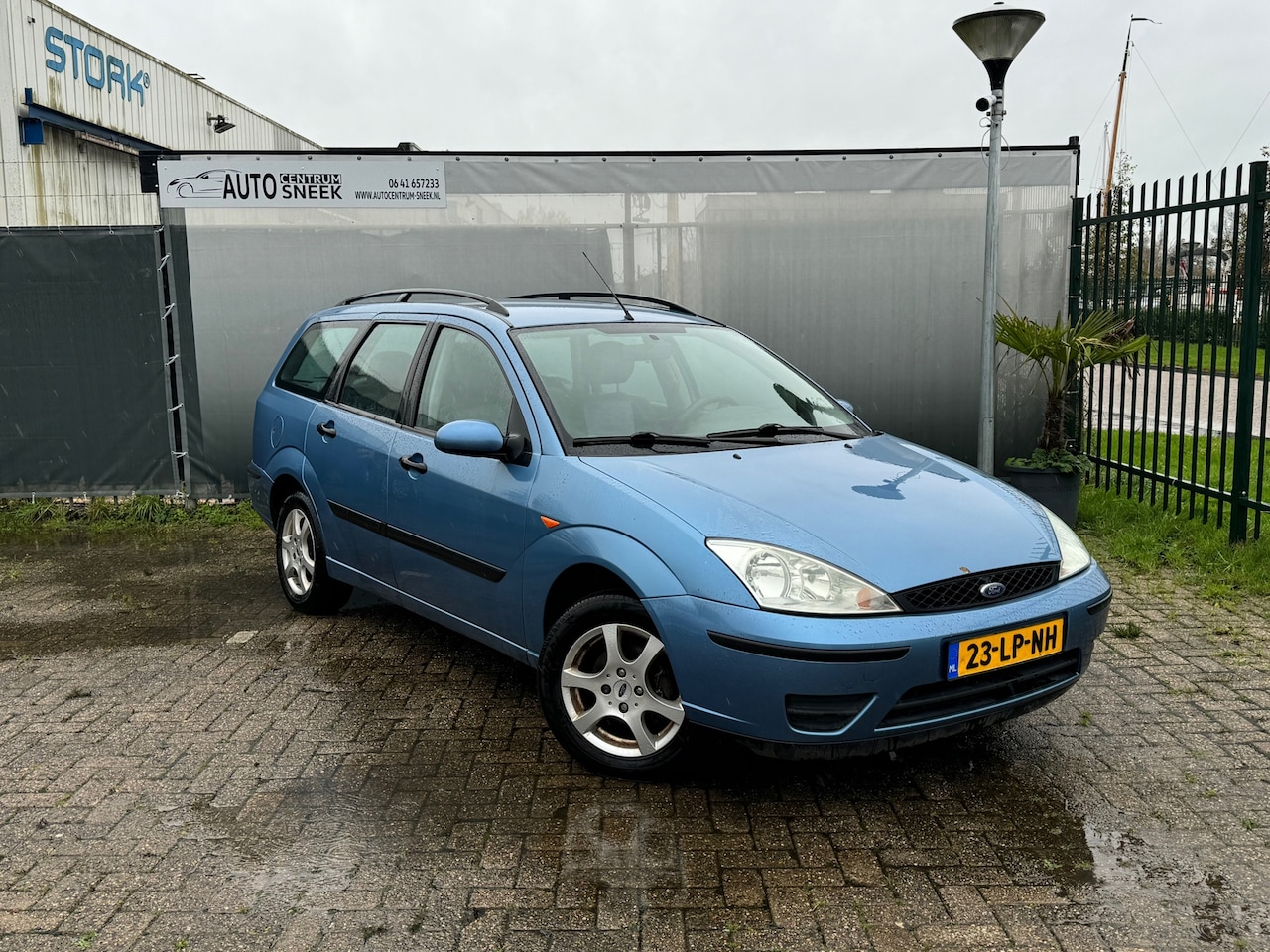 Ford Focus Wagon - 1.6-16V Centennial - Airco - APK 02-25 - AutoWereld.nl