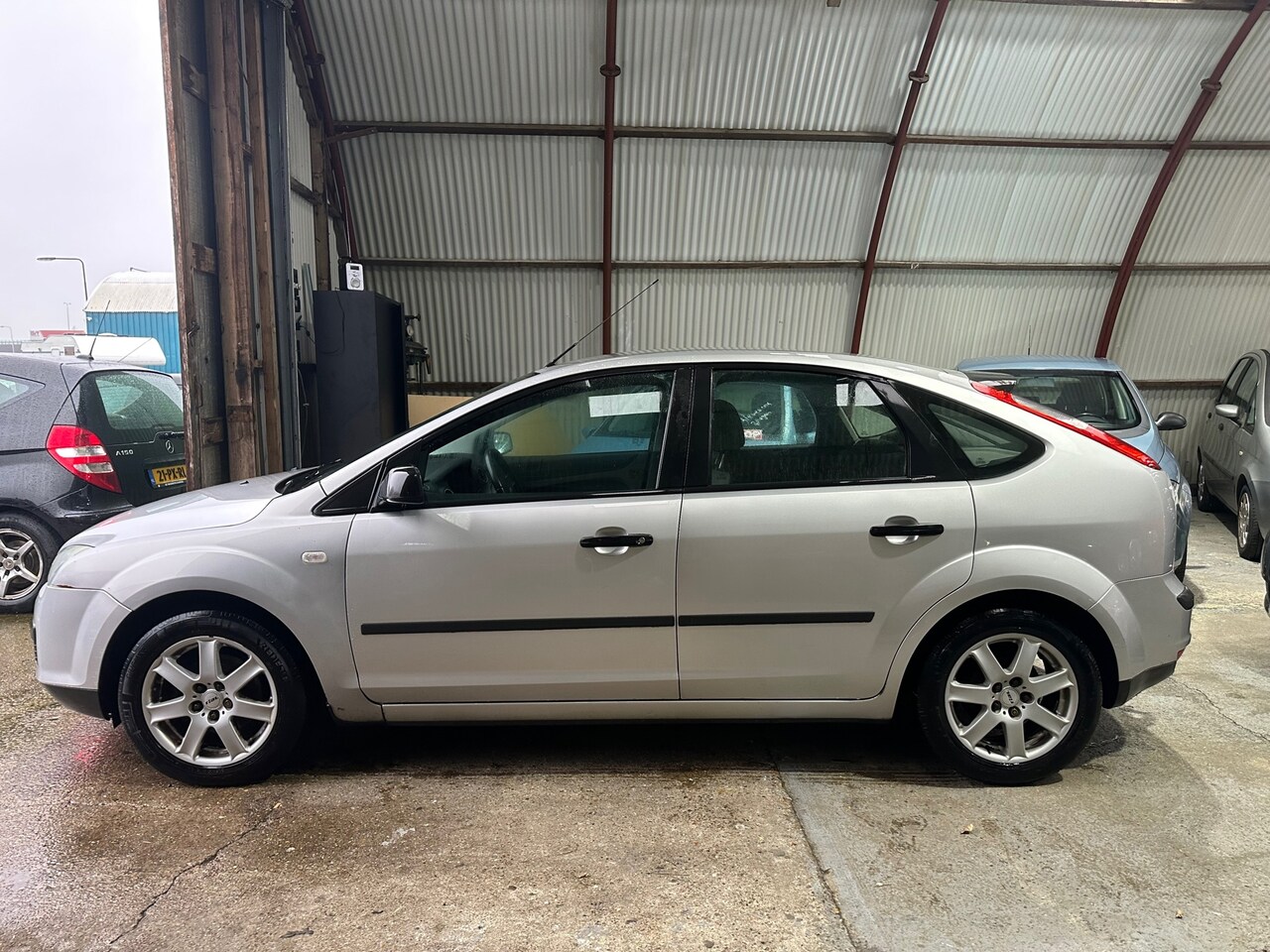 Ford Focus - 1.6-16V Champion incl nieuwe apk en garantie ! - AutoWereld.nl