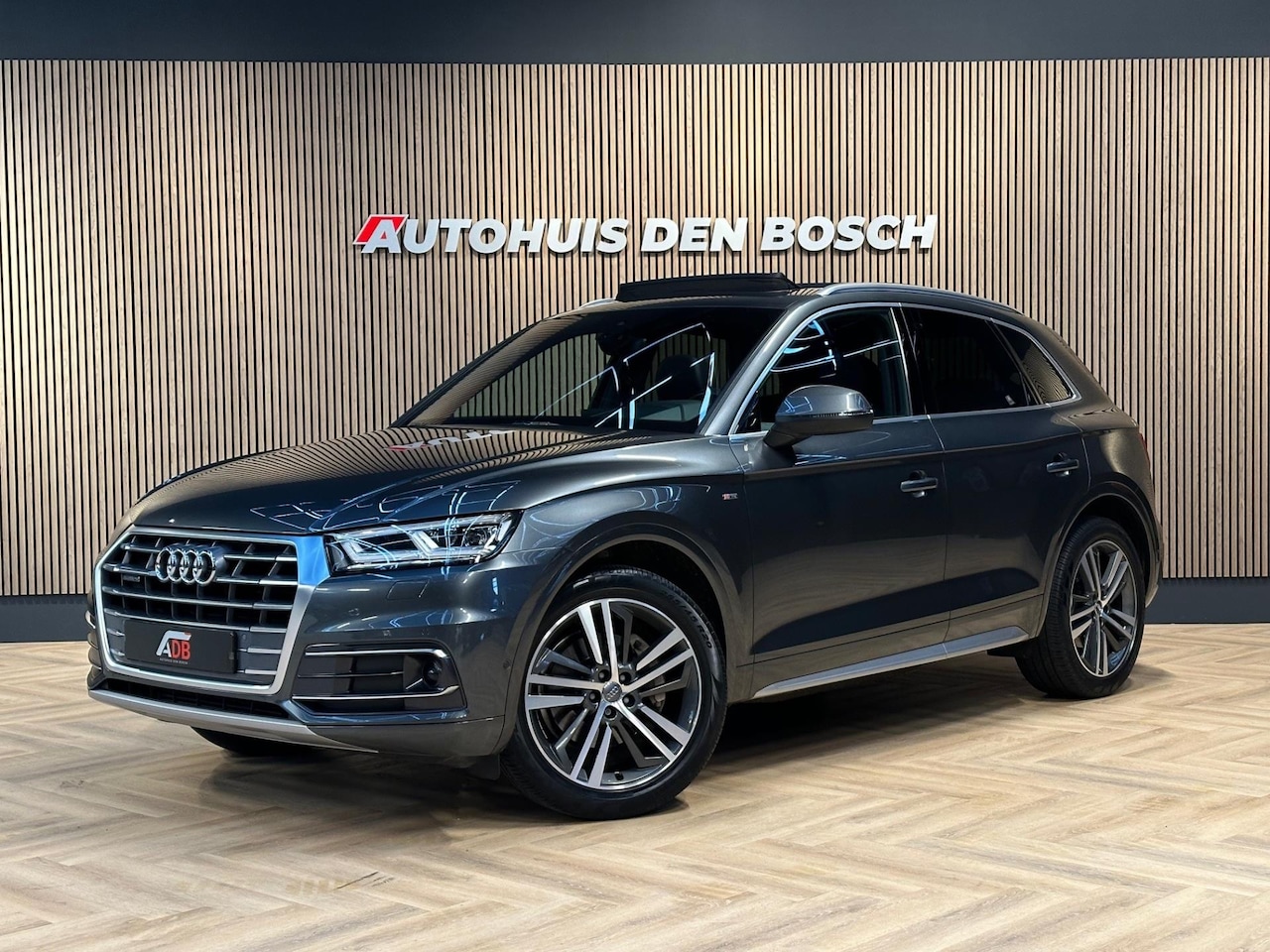 Audi Q5 - 2.0 TFSI Quattro S Line. Pano - Matrix - Luchtvering - AutoWereld.nl