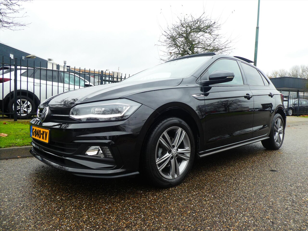 Volkswagen Polo - 1.0 TSI 95pk Highline Business R-Line Panoramadak Multi Media - AutoWereld.nl