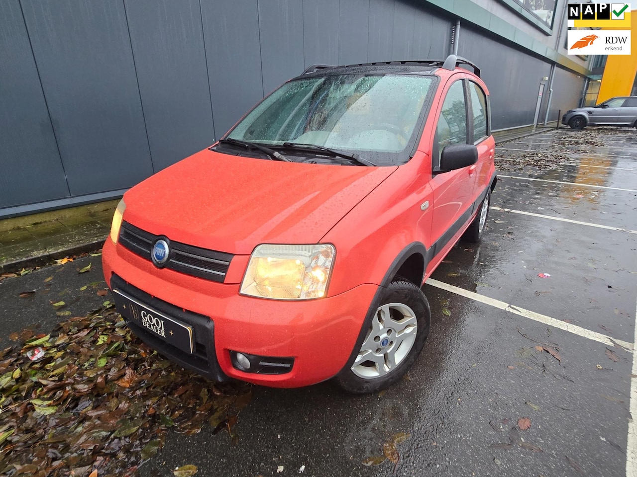 Fiat Panda - 1.2 Professional 4x4 PANORAMADAK NAP - AutoWereld.nl