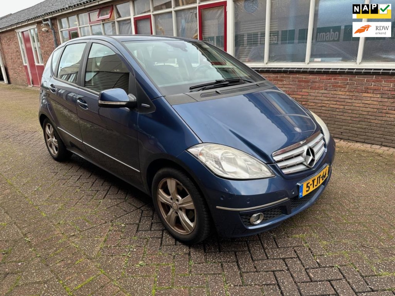 Mercedes-Benz A-klasse - 160 BlueEFFICIENCY AIRCO PDC H-LEER APK - AutoWereld.nl