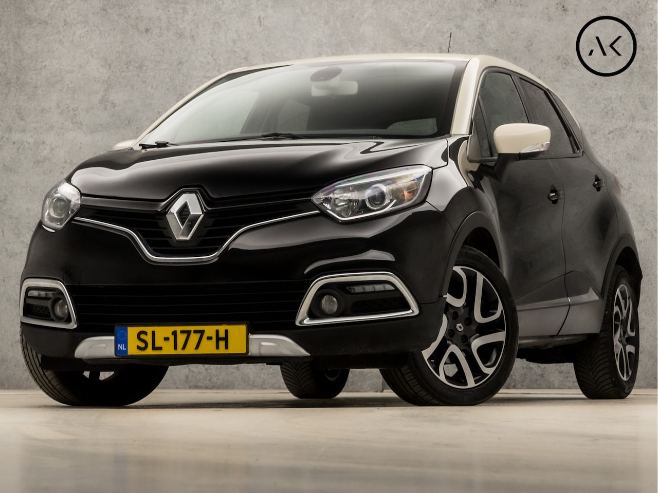 Renault Captur - 1.2 TCe Xmod Dynamic Sport Automaat (NAVIGATIE, CLIMATE, LEDER, STOELVERWARMING, XENON, CR - AutoWereld.nl