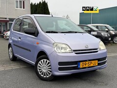 Daihatsu Cuore - 1.0-12V Azure