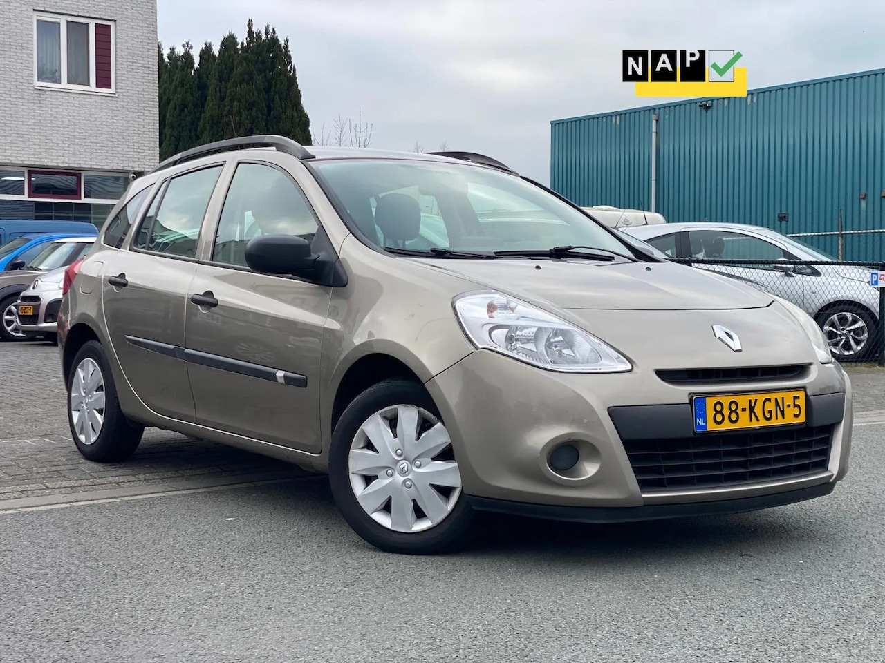 Renault Clio Estate - 1.2 TCE Special Line APK 12-2025 - AutoWereld.nl