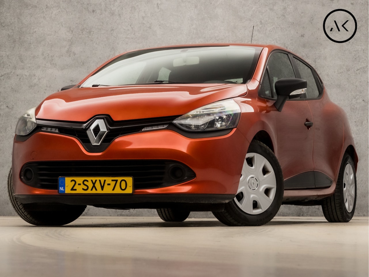 Renault Clio - 0.9 TCe Authentique (BLUETOOTH, NAP, PARKEERSENSOREN, SPORTSTOELEN, CRUISE, ARMSTEUN, NIEU - AutoWereld.nl