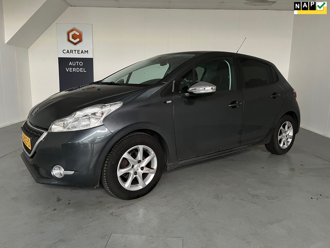 Peugeot 208 - 1.2 PureTech Style Airco, LMV, Navigatie - AutoWereld.nl