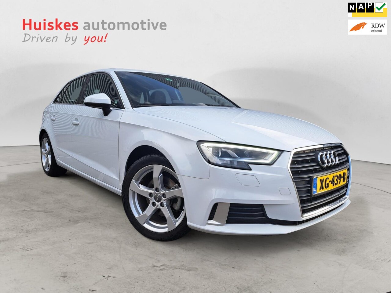 Audi A3 Sportback - 30 TFSI Sport Climate/Navigatie/PDC/LED - AutoWereld.nl