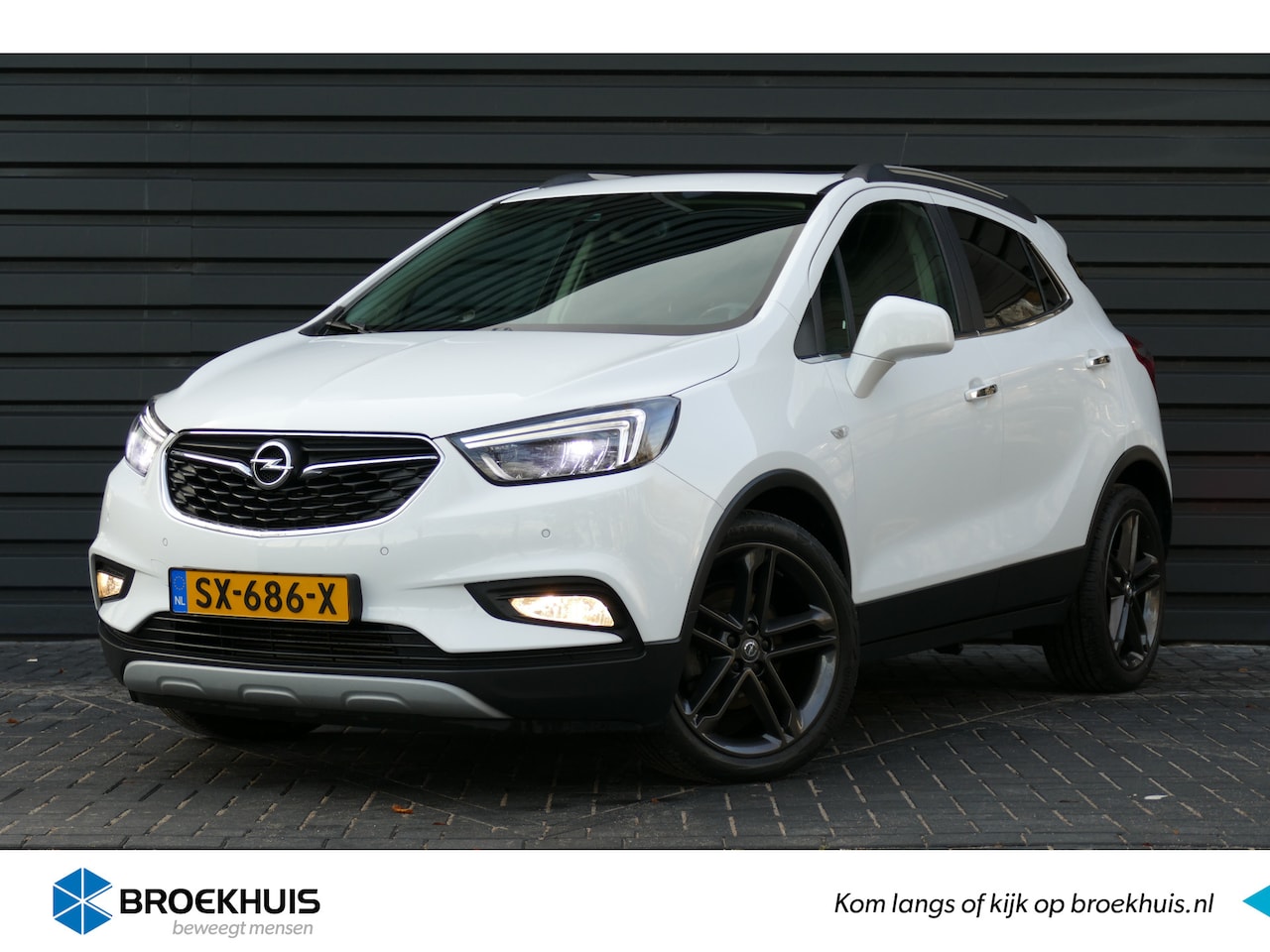 Opel Mokka X - 1.4 TURBO 140PK INNOVATION / NAVI / LEDER / LED / CLIMA / PDC / 19"LMV / CAMERA / PANO.DAK - AutoWereld.nl