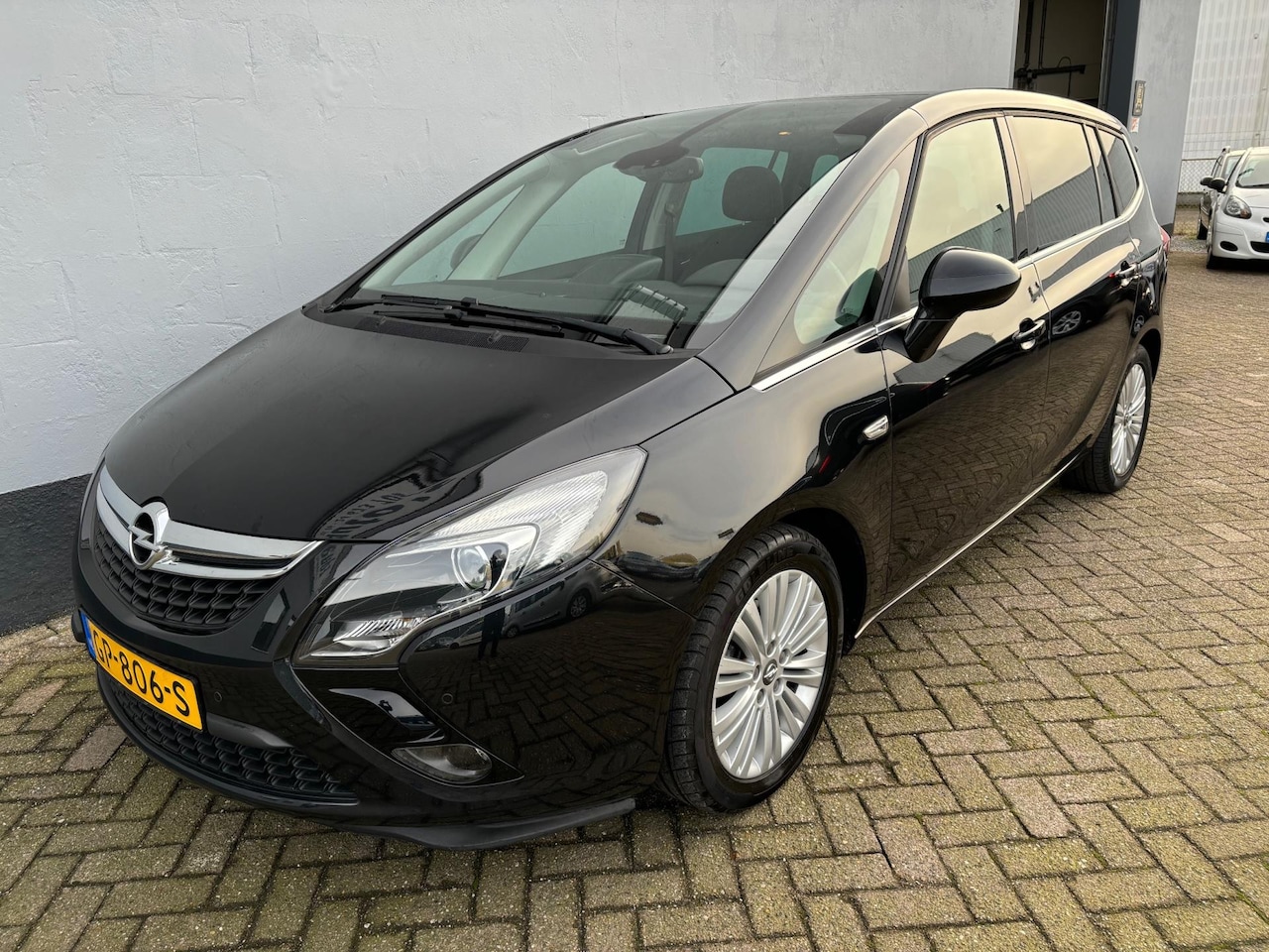 Opel Zafira Tourer - 1.4 Business+ 7P. - Panoramische Voorruit & Dak - Navigatie - AutoWereld.nl