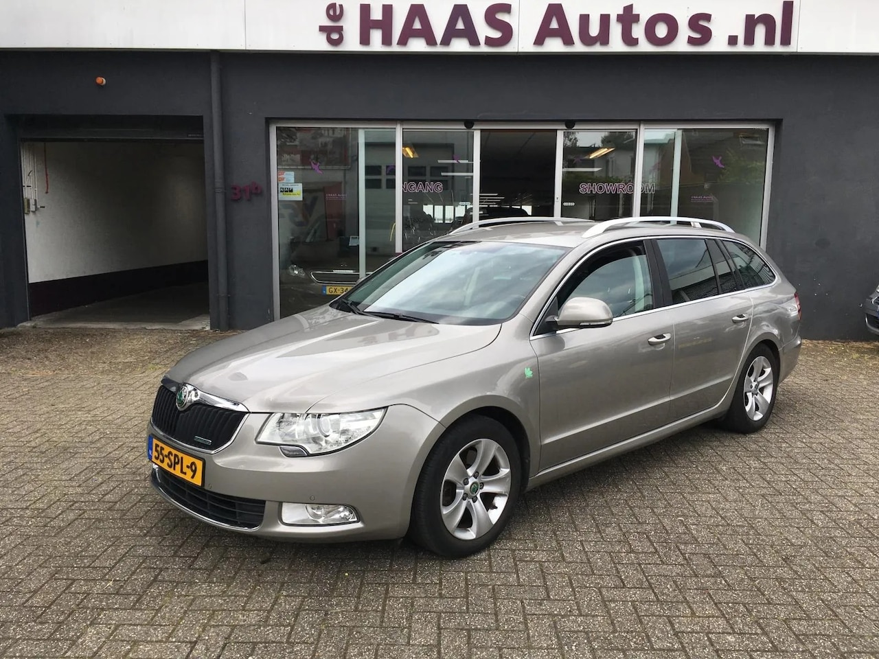 Skoda Superb Combi - 1.6 TDI Greenline Business Line / LEDER/NAVI/ALU VELGEN/ BPM EXPORT / NETTE STAAT - AutoWereld.nl