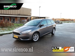 Ford Focus Wagon - 1.5 TDCI Edition airco trekhaak navigatie bluetooth regensensor