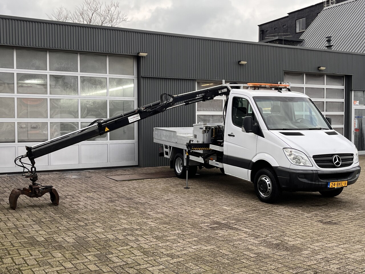 Mercedes-Benz Sprinter - 513 2.2 Cdi 130pk Hiab 022 Laadkraan Knijper Rotator Trekhaak 2000 kg Airco 1e eigenaar ex - AutoWereld.nl