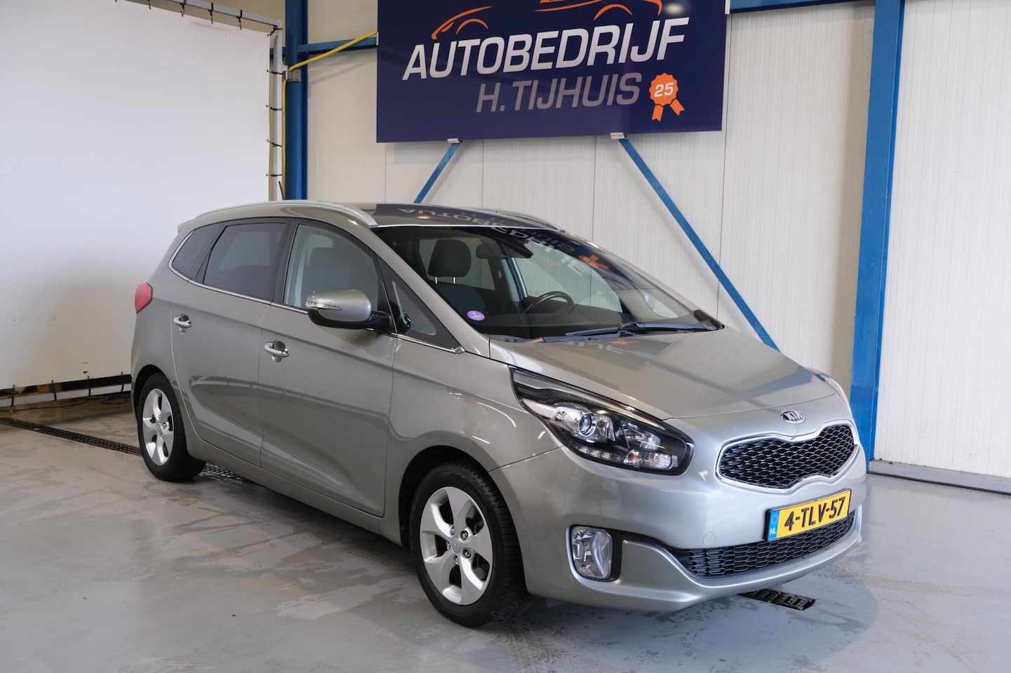 Kia Carens - 1.6 GDi Business Pack 7p. - N.A.P. Airco, Cruise, Navi, PDC, Trekhaak. - AutoWereld.nl