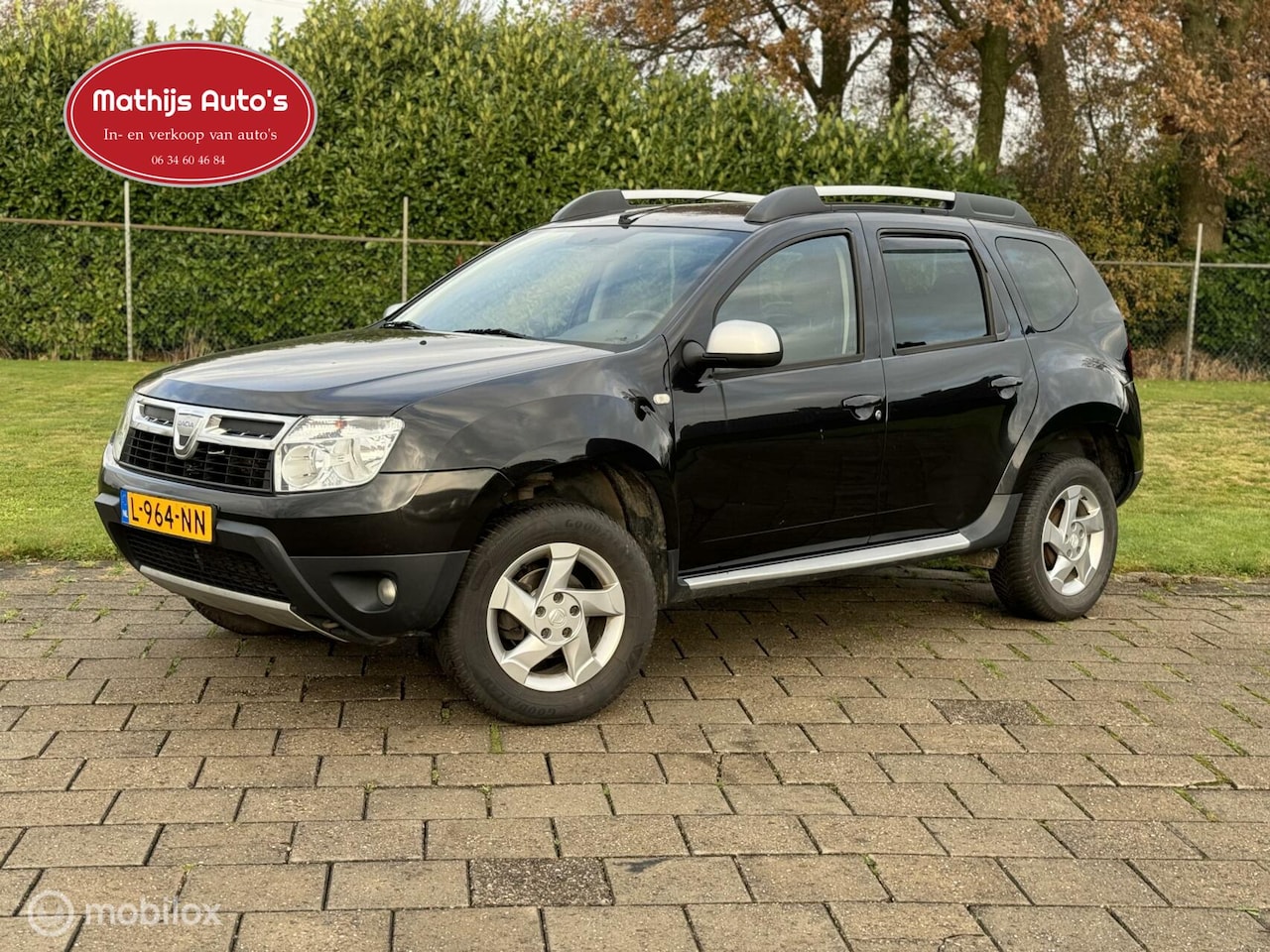 Dacia Duster - 1.6 Ambiance Airco Leder Trekhaak! - AutoWereld.nl