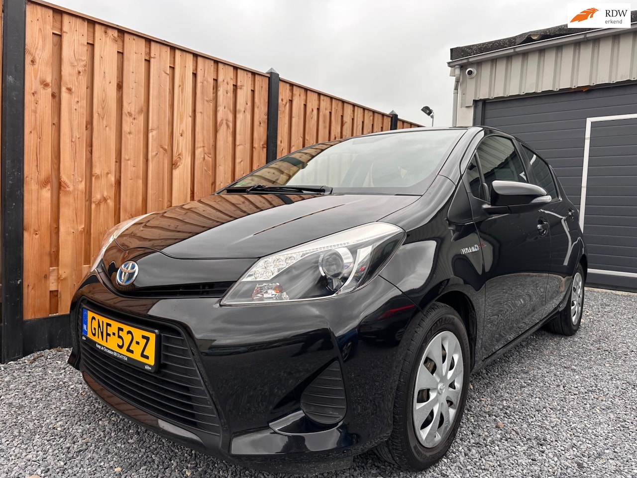 Toyota Yaris - 1.5 Full Hybrid Aspiration Cruise|1ste Eigenaar - AutoWereld.nl