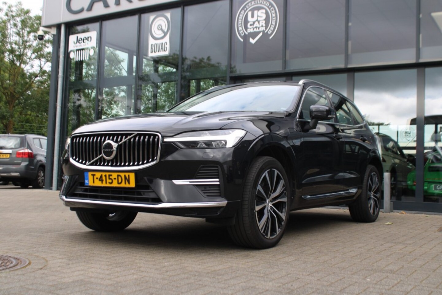 Volvo XC60 - 2.0 T8 AWD + Bright Long Range BLIS Schuifdak Trekhaak Alarm. - AutoWereld.nl