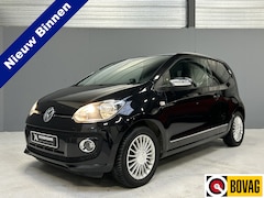 Volkswagen Up! - 1.0 high up Navi|Cruise|Fenders|PDC|Stoelverwarming