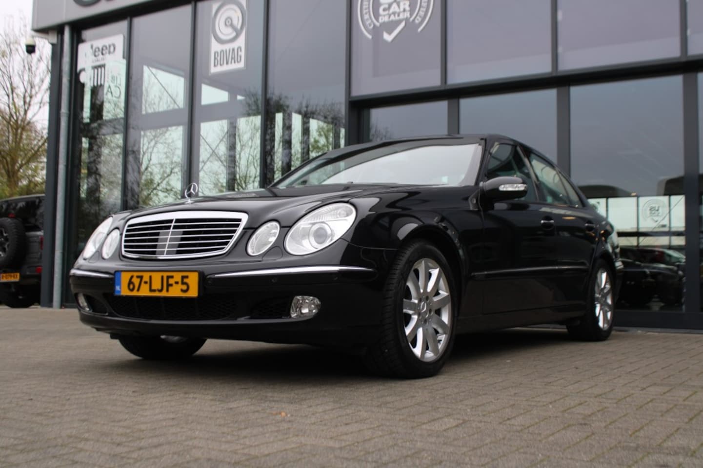 Mercedes-Benz E-klasse - 500 ELEGANCE V8 / Youngtimer / Unieke staat - AutoWereld.nl