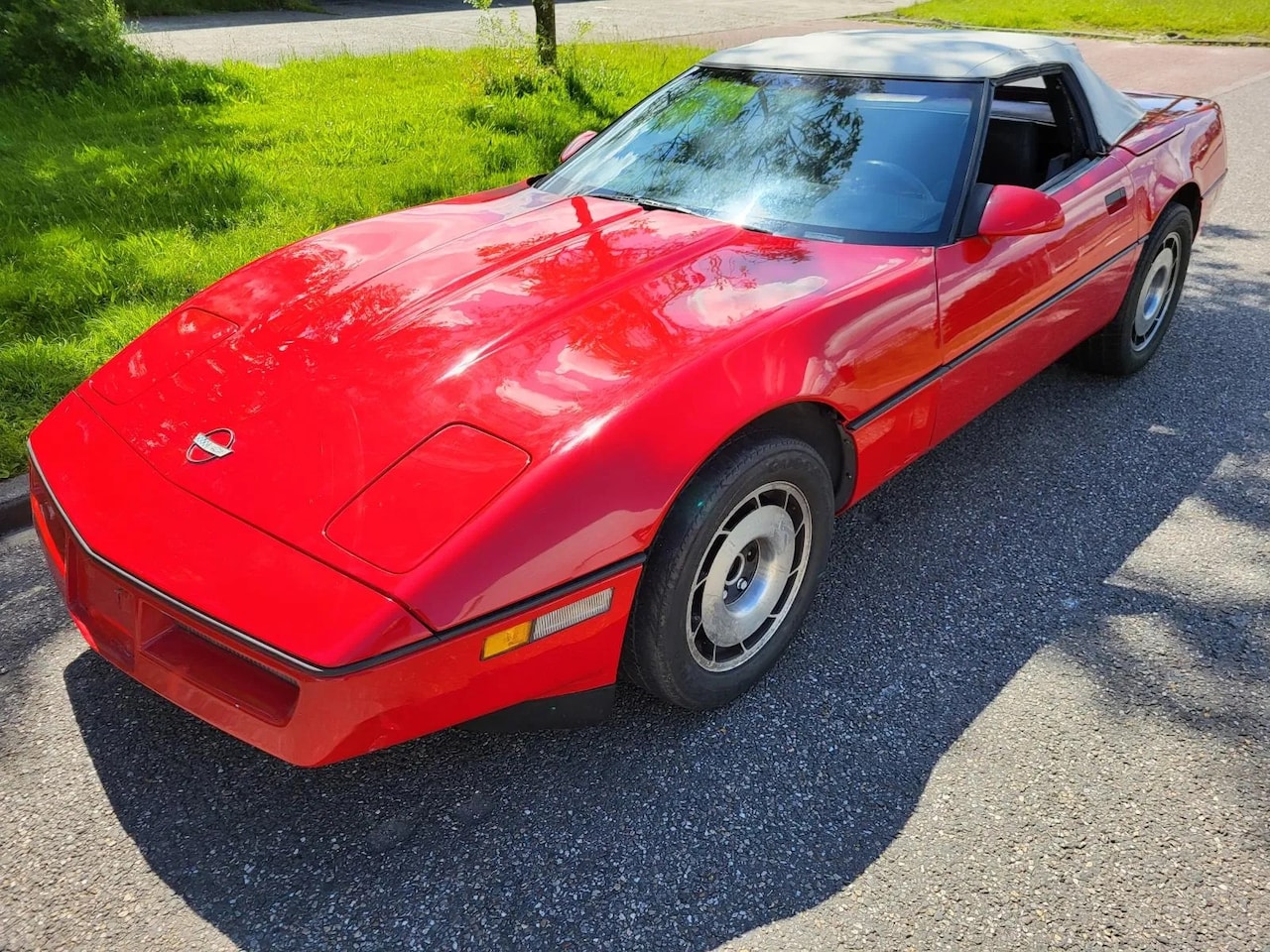 Chevrolet Corvette - USA 5.7 cabriolet 280pk handbak - AutoWereld.nl