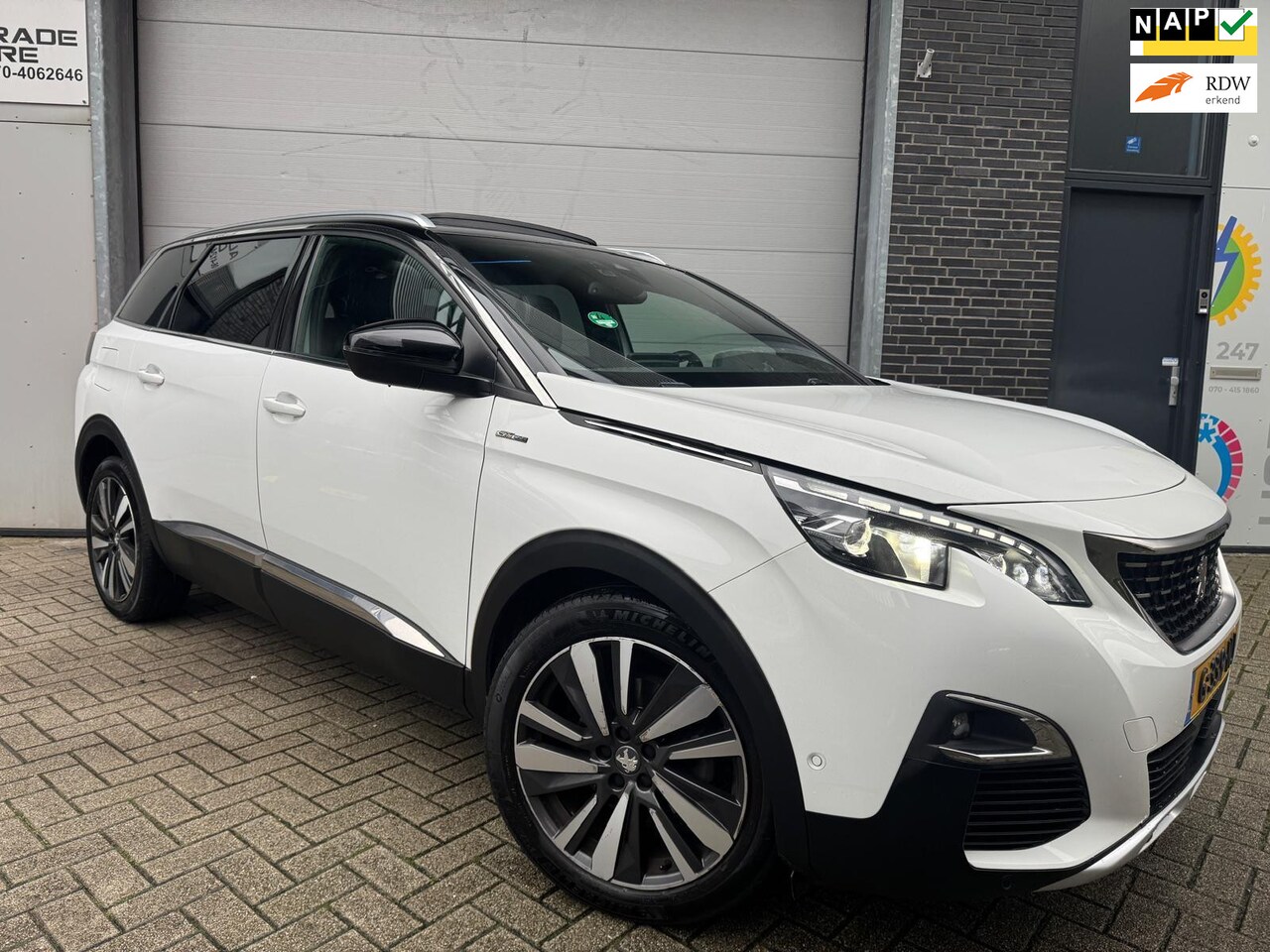 Peugeot 5008 - 1.2 PureTech Blue Lease GT-Line [Pano|Keyless|Camera|Carplay|Cruise] - AutoWereld.nl