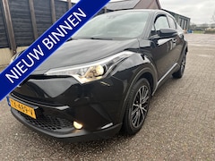 Toyota C-HR - 1.2 Style navigatie airco/ecc Benzine