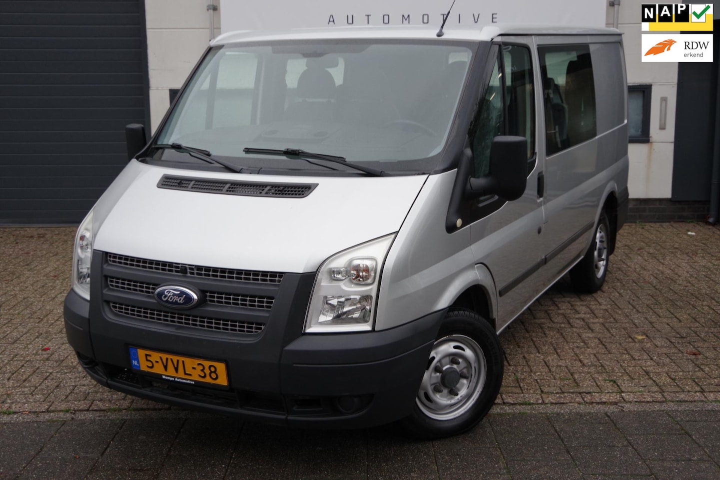 Ford Transit - 260S 2.2 TDCI Business Edition ROLSTOEL/INVALIDEBUS - AutoWereld.nl